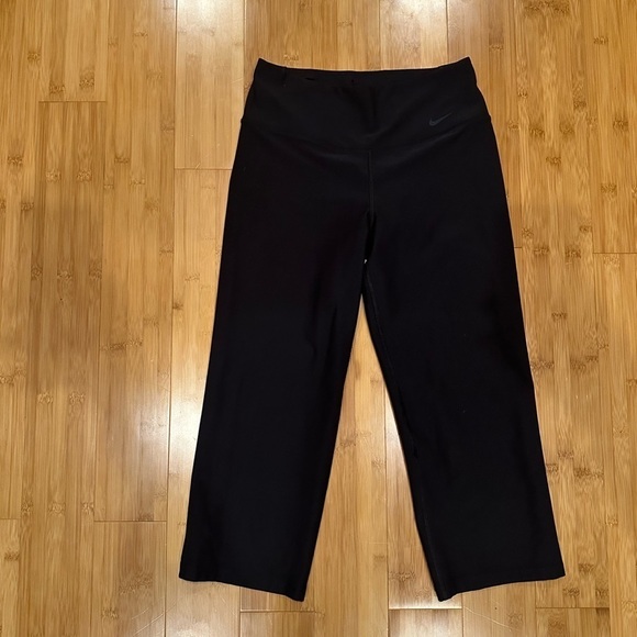 Nike Pants - Nike dri-fit leggings